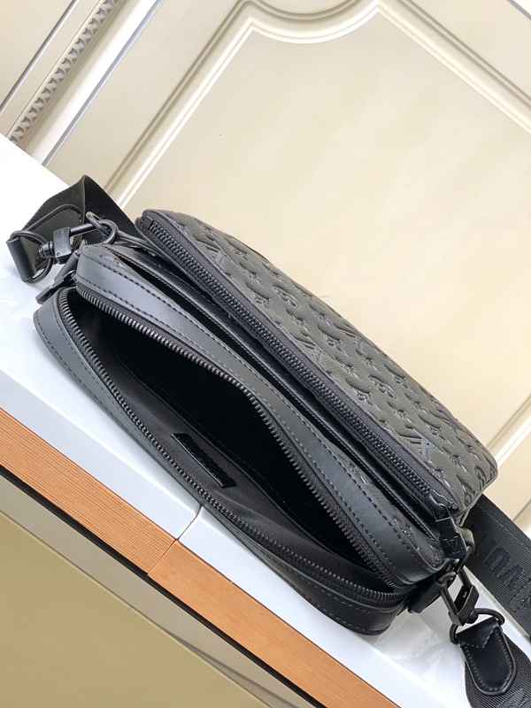 ルイヴィトンバッグ着用イメージ